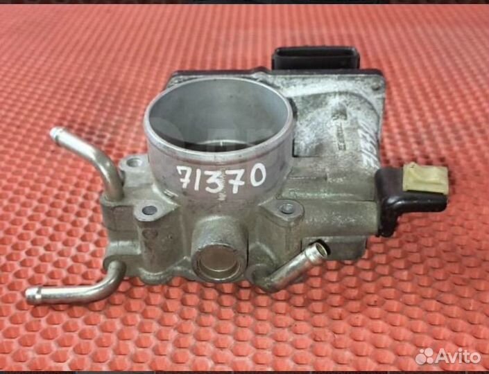 Дроссельная заслонка Toyota Toyota Caldina