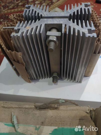 Диоды стабилитроны тиристоры транзисторы