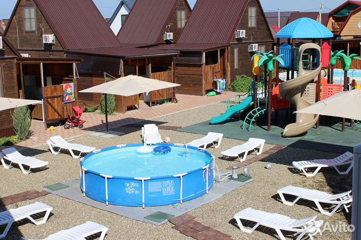 База отдыха в Голубицкой, «Парадиз»