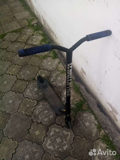 Трюковой самокат