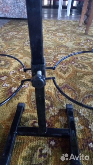 Подставка для собачьих мисок