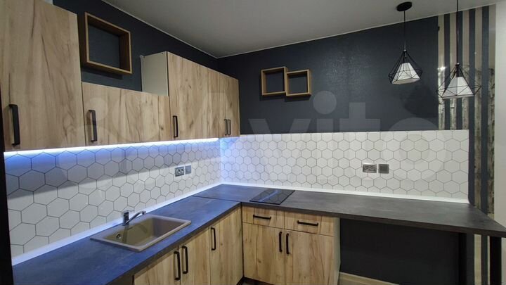 Комната 18 м² в 4-к., 8/9 эт.