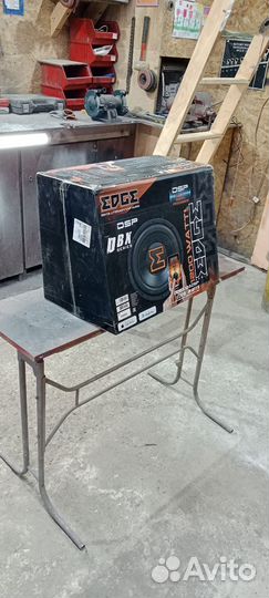 Активный сабвуфер в автомобиль