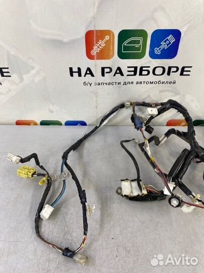 Проводка двери передняя правая Lexus Lx570 3