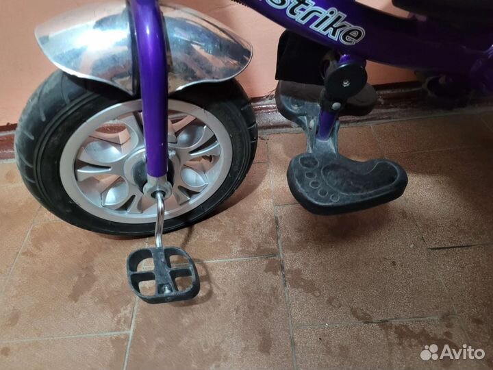 Детский трехколесный велосипед колеса на резине