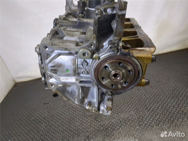 Блок цилиндров Nissan Micra K11E, 2000