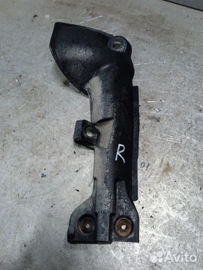 Защита проводки датчика ABS правая Sandero