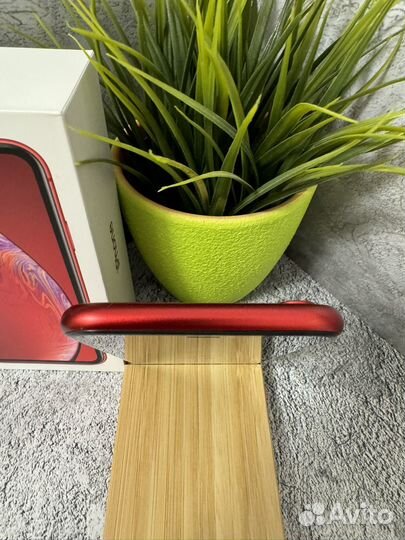 iPhone Xr, 64 ГБ