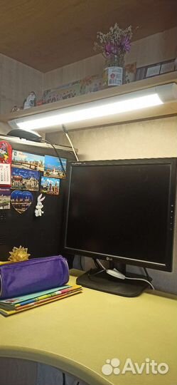 Детская кровать чердак со столом и шкафом