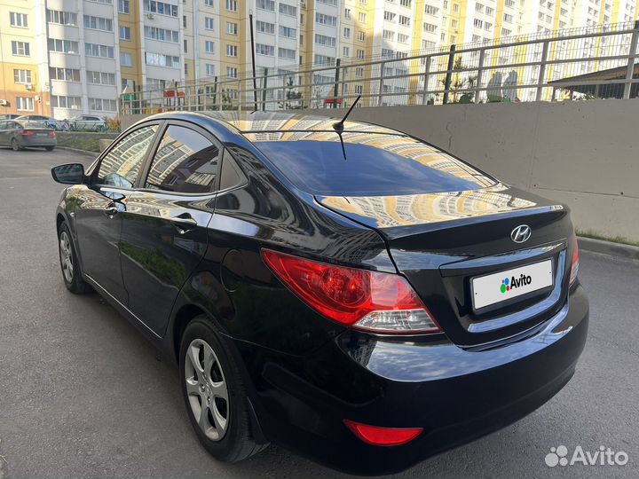 Hyundai Solaris 1.4 AT, 2011, 142 439 км