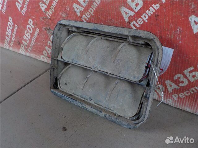 Вентиляционная решетка задняя левая Renault