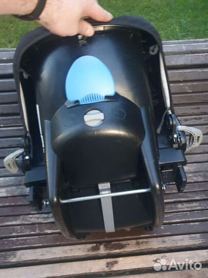 Автокресло britax romer