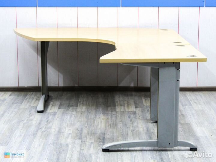 Стол угловой Steelcase Офисная мебель бу