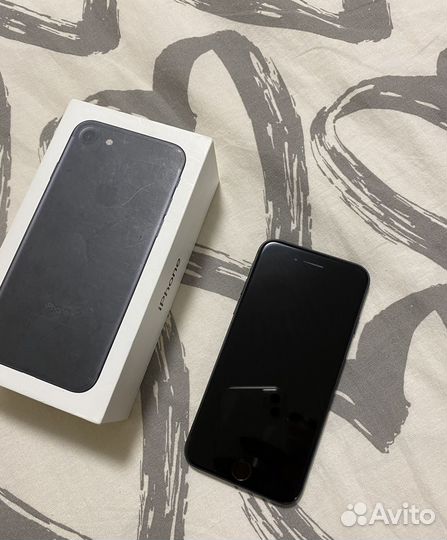 iPhone 7, 32 ГБ