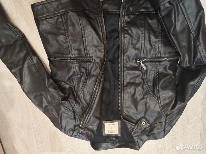 Одежда для девочек 134-140 комплект