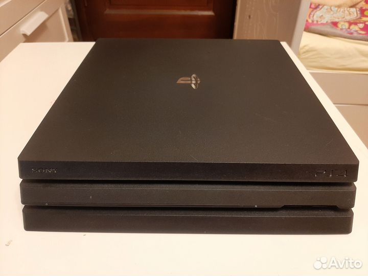 Sony PS4 Pro на 1 Tb