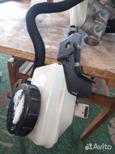 Продам вакуумный усилитель+гтц+бачок гтц патрубки