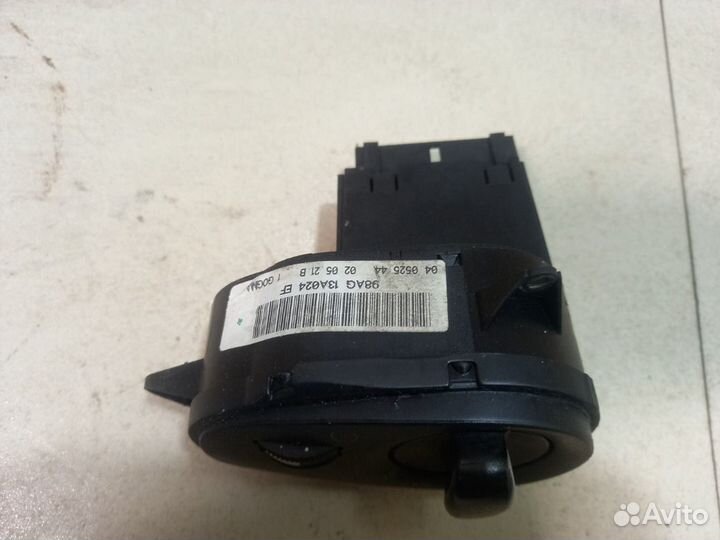 Переключатель света Ford Focus 1 2.0 zetec