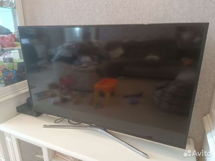 Телевизор samsung UE 55 MU6100U