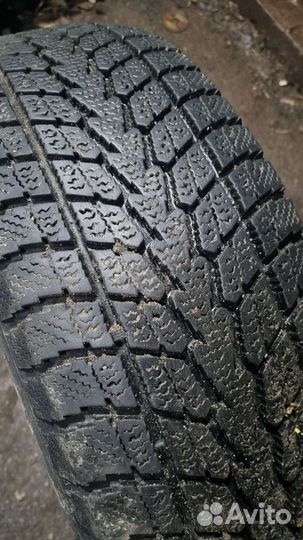Toyo Winter Tranpath S1 215/65 R16 98Q