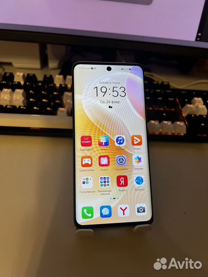 HUAWEI Nova 8, 8/128 ГБ