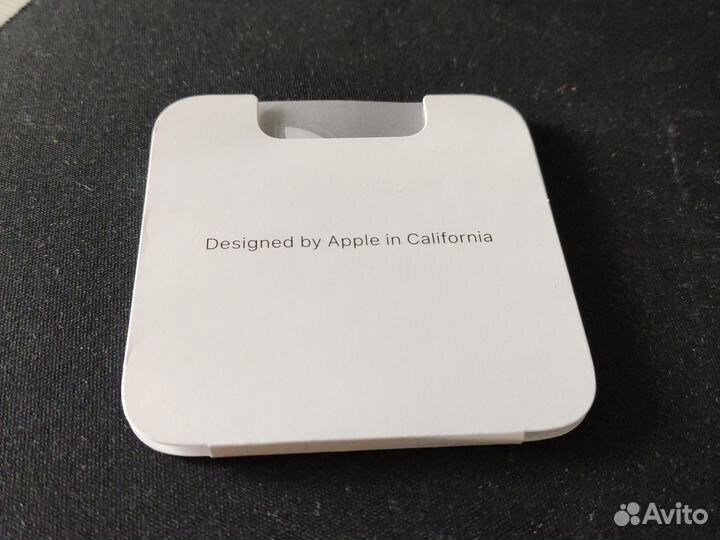 Наклейка iPhone