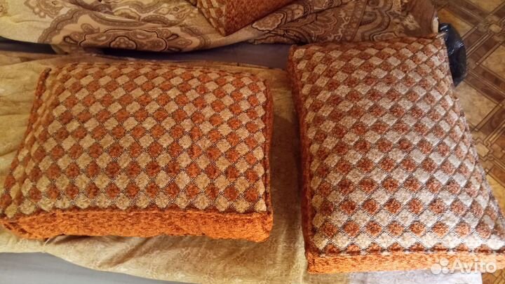 Подушки на диван бу
