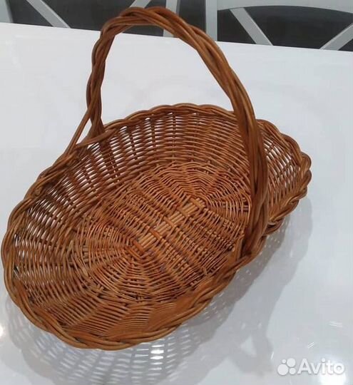 Соломенные корзины разного размера