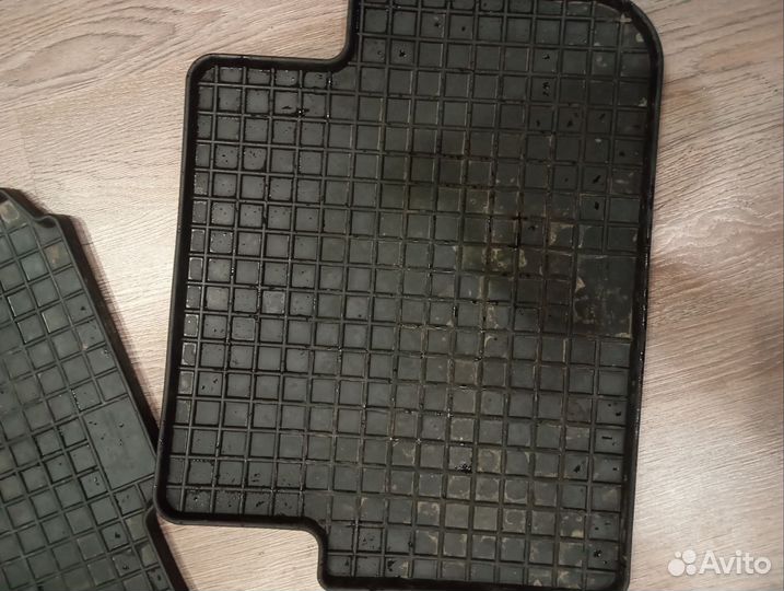 Коврики резиновые Lanos