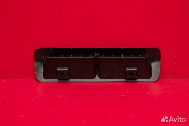 Дефлектор воздушный Toyota Land Cruiser 200 1VD