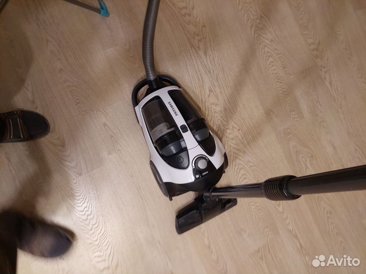 Пылесос Samsung sc8835