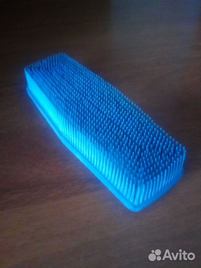 Продам костюм для собаки,миски,чесалки