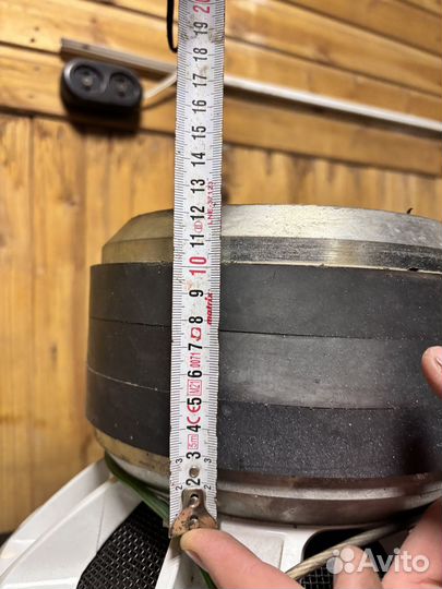 Продам сабовае зверно B2 Audio Rage lx 18