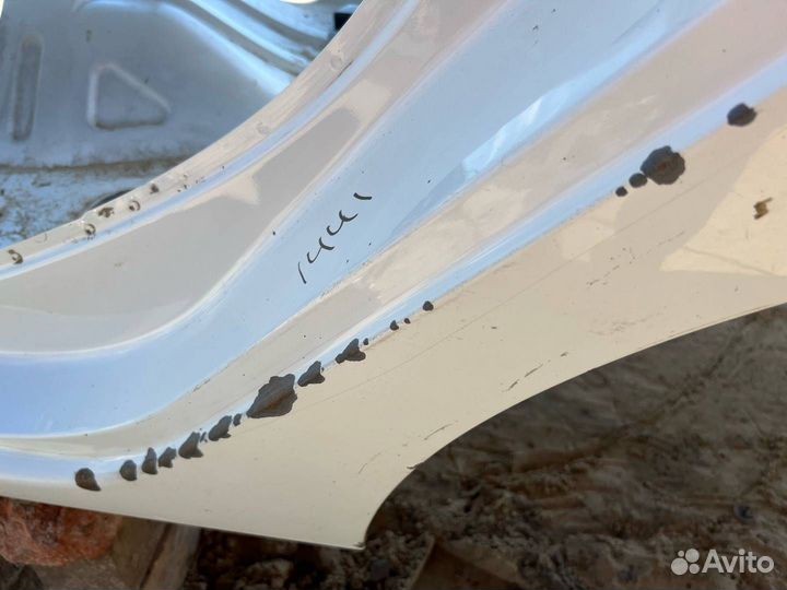 Крыло заднее левое Renault Logan 2 2016 760334617R