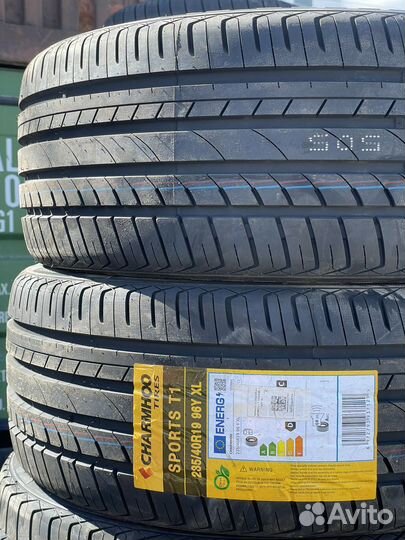 Charmhoo Sports T1 235/40 R19 96Y
