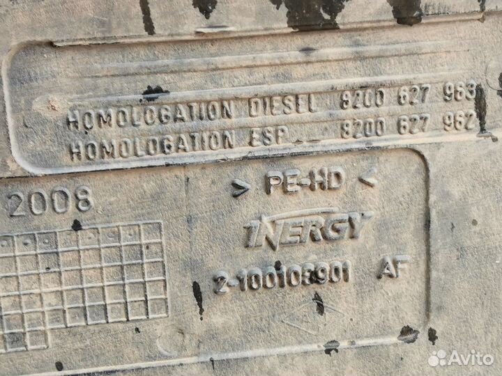 Бензобак Renault Logan 1