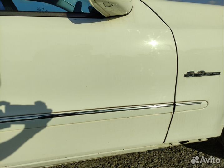 Дверь передняя правая Мерседес W211