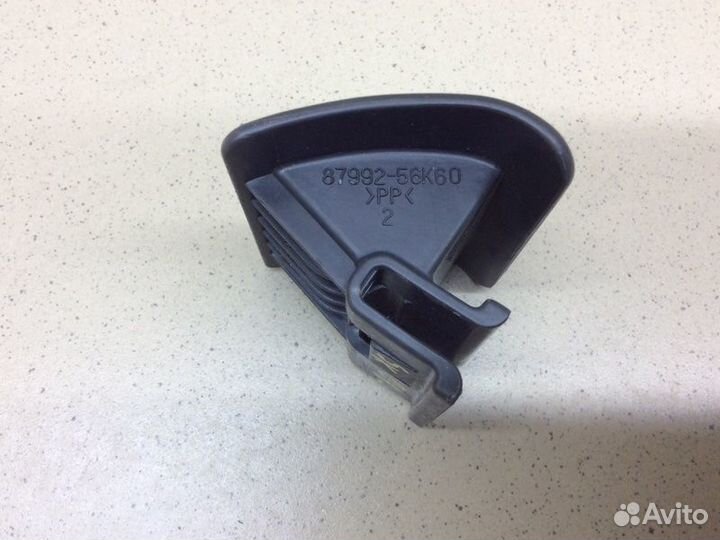 Крышка крепления ремня безопасности Suzuki Sx4