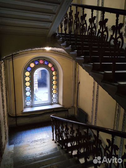 Дворики и парадные изнутри