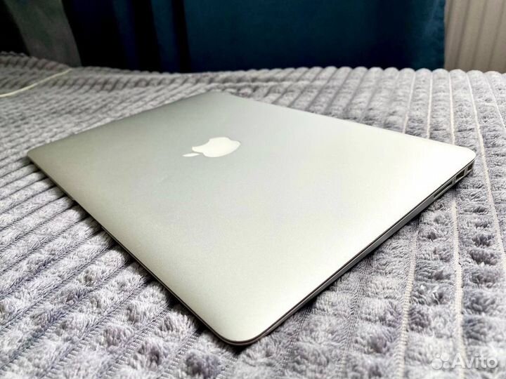 Apple MacBook Air 13