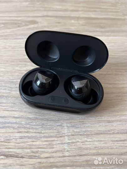Galaxy buds plus