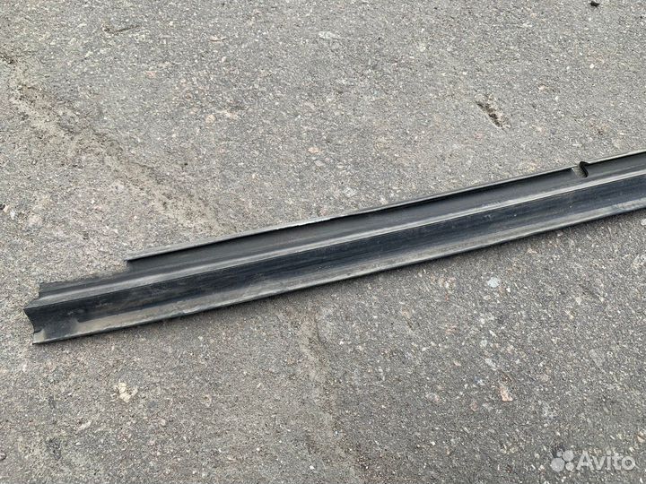 Уплотнитель накладки двери передней Grand Vitara