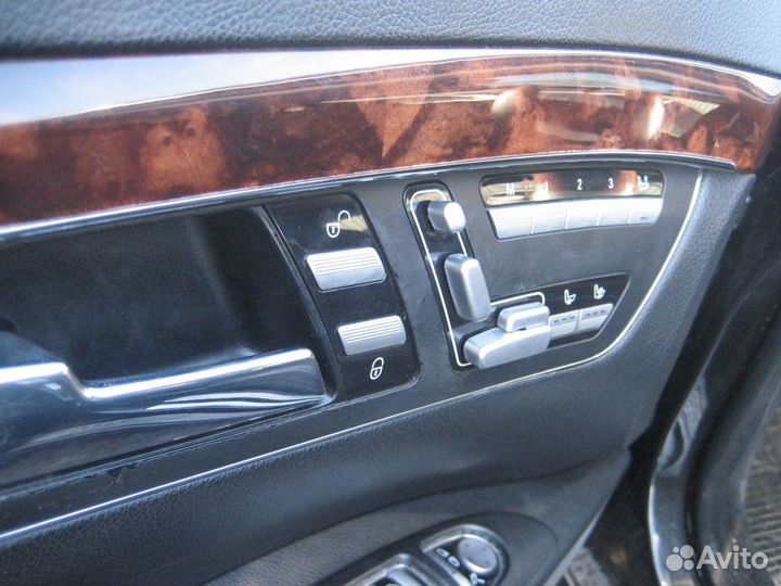 Пульт сиденья мерседес w221