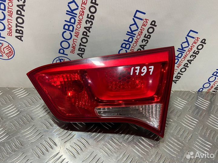 Фонарь правый Kia Rio 3