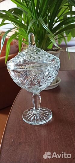 Ваза для конфет и цукатов