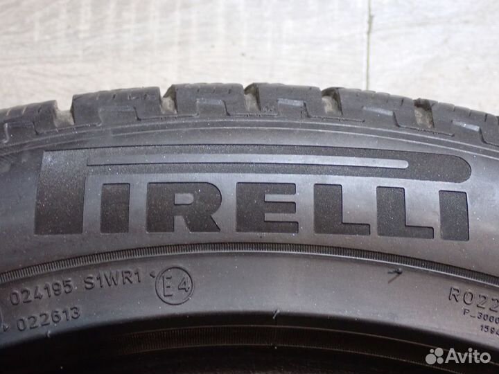 Pirelli Scorpion Winter RFT 255/50 R19 107V