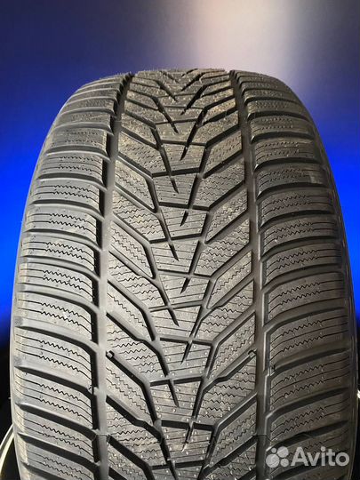 Hankook Winter I'Cept Evo 3 W330 285/40 R19 107V