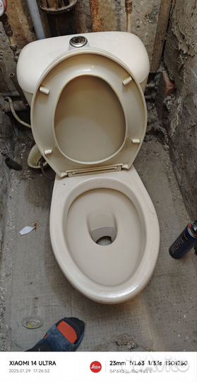 Унитаз с бачком б/у