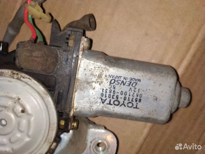 Стеклоподъемник Toyota Altezza задний левый