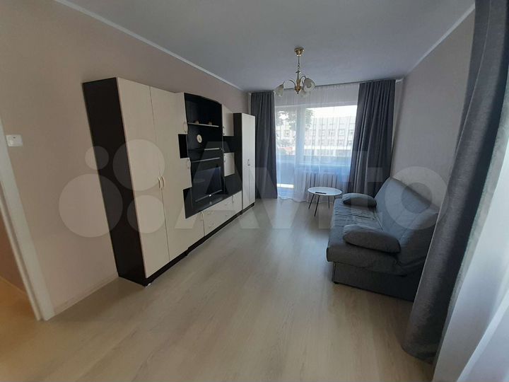 2-к. квартира, 42 м², 3/5 эт.